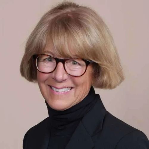 Cindy van den Beemt M.Ed. ’82, P ’17